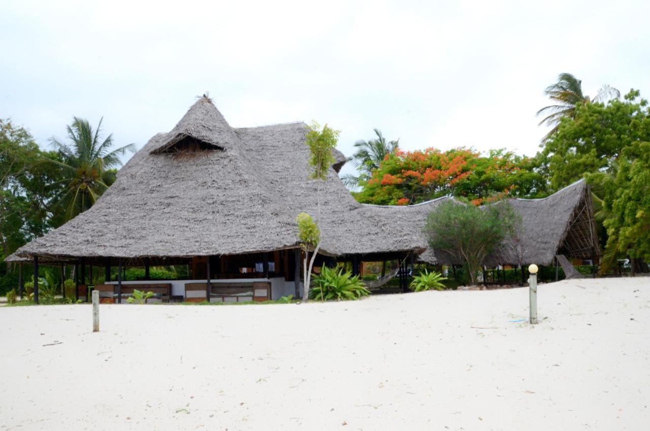 Funky Squids Beach Resort 바가모요 외부 사진